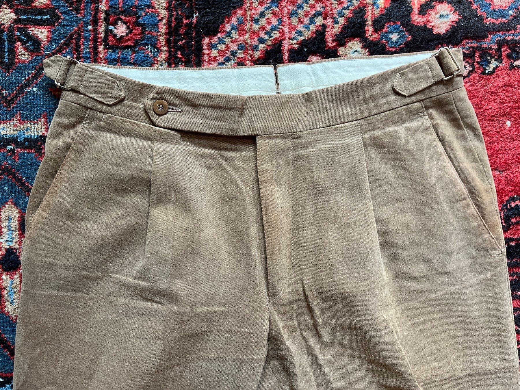 Pantalons: Stoffa Hose – D'occasion à Zürich par Adelmax 1