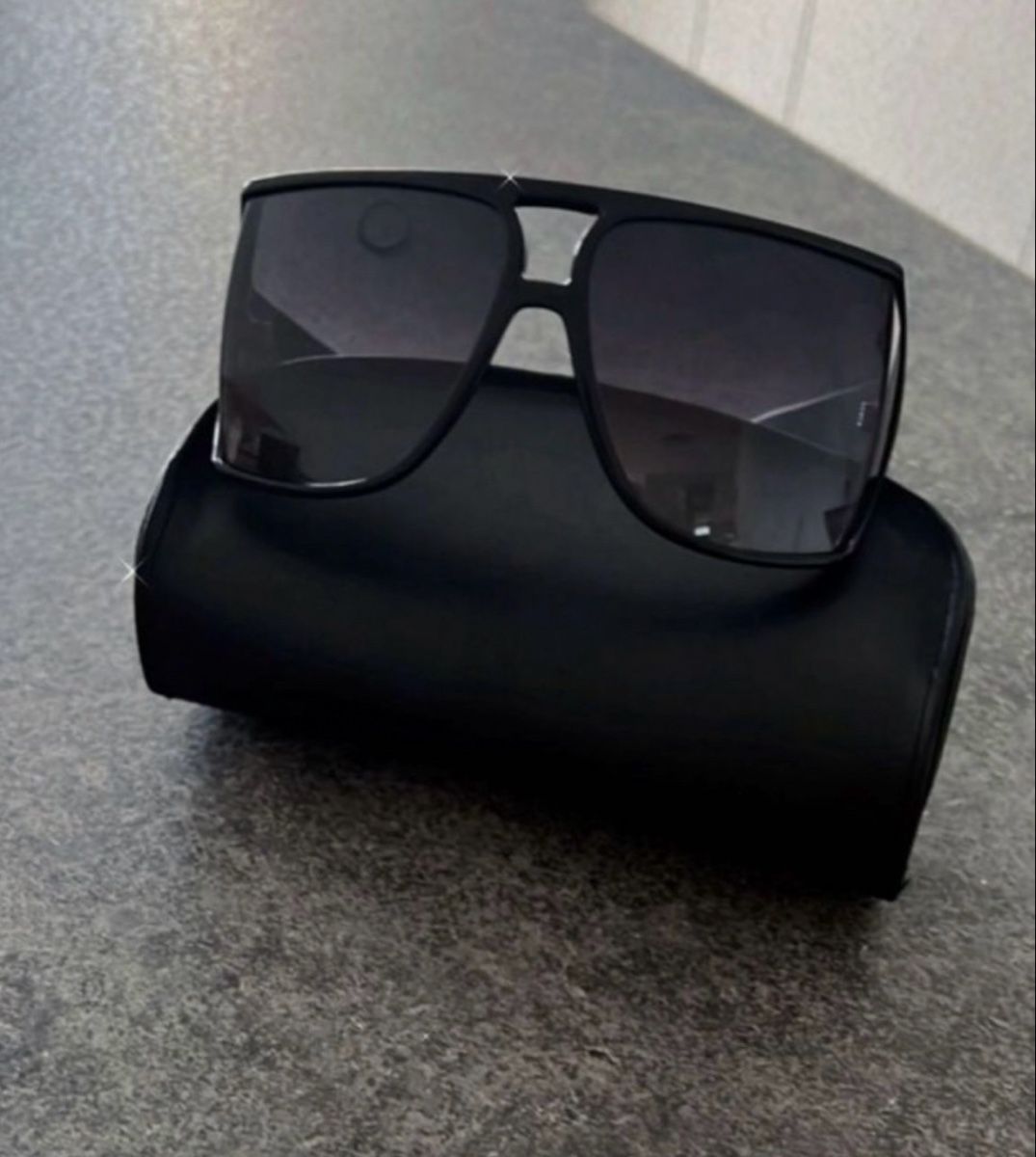 Givenchy Occhiali & Lenti: Sonnenbrille Givenchy – Usato da Kriens venduto da Modequeen8 4