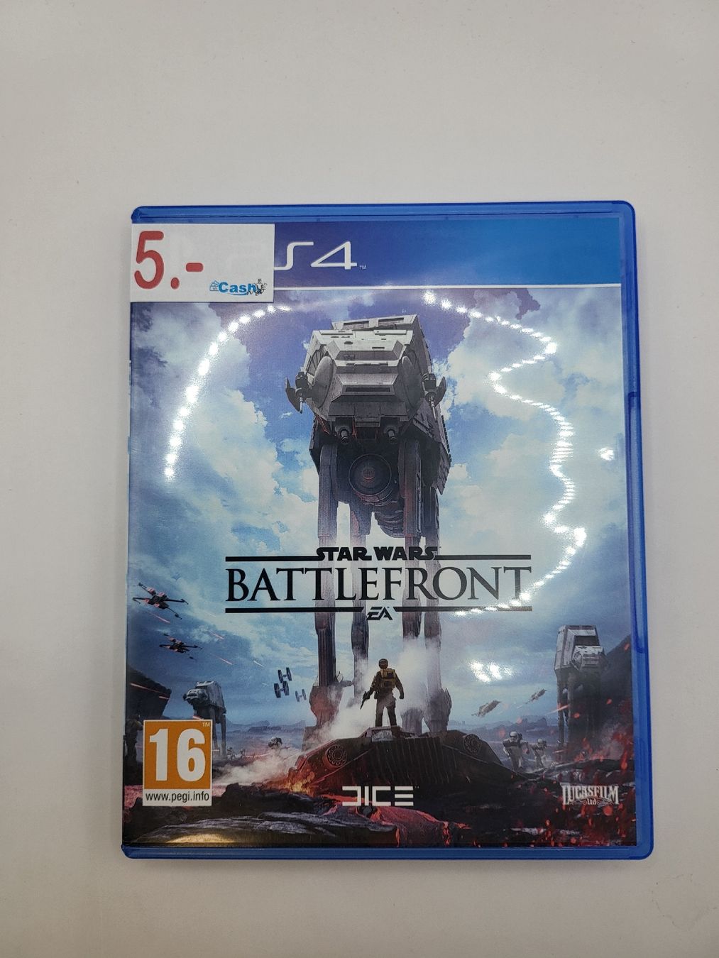 Jeux: Star Wars Battlefront PS4  – D'occasion à Lausanne par CashngoLausanne