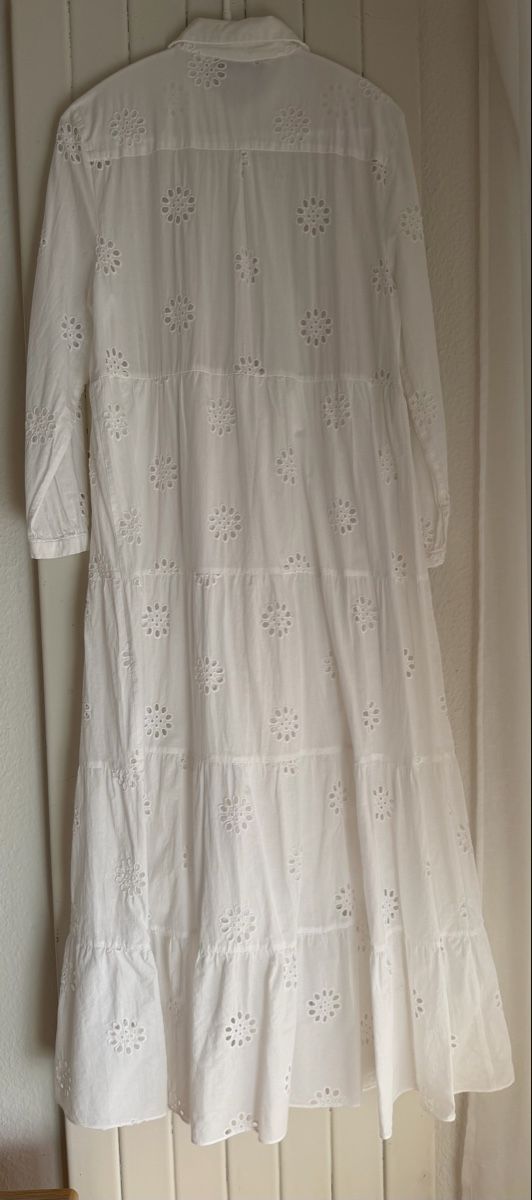 Zara Kleider: ZARA Kleid weiss bestickt – Neu (gemäss Beschreibung) aus Dietikon von and_nw92 1