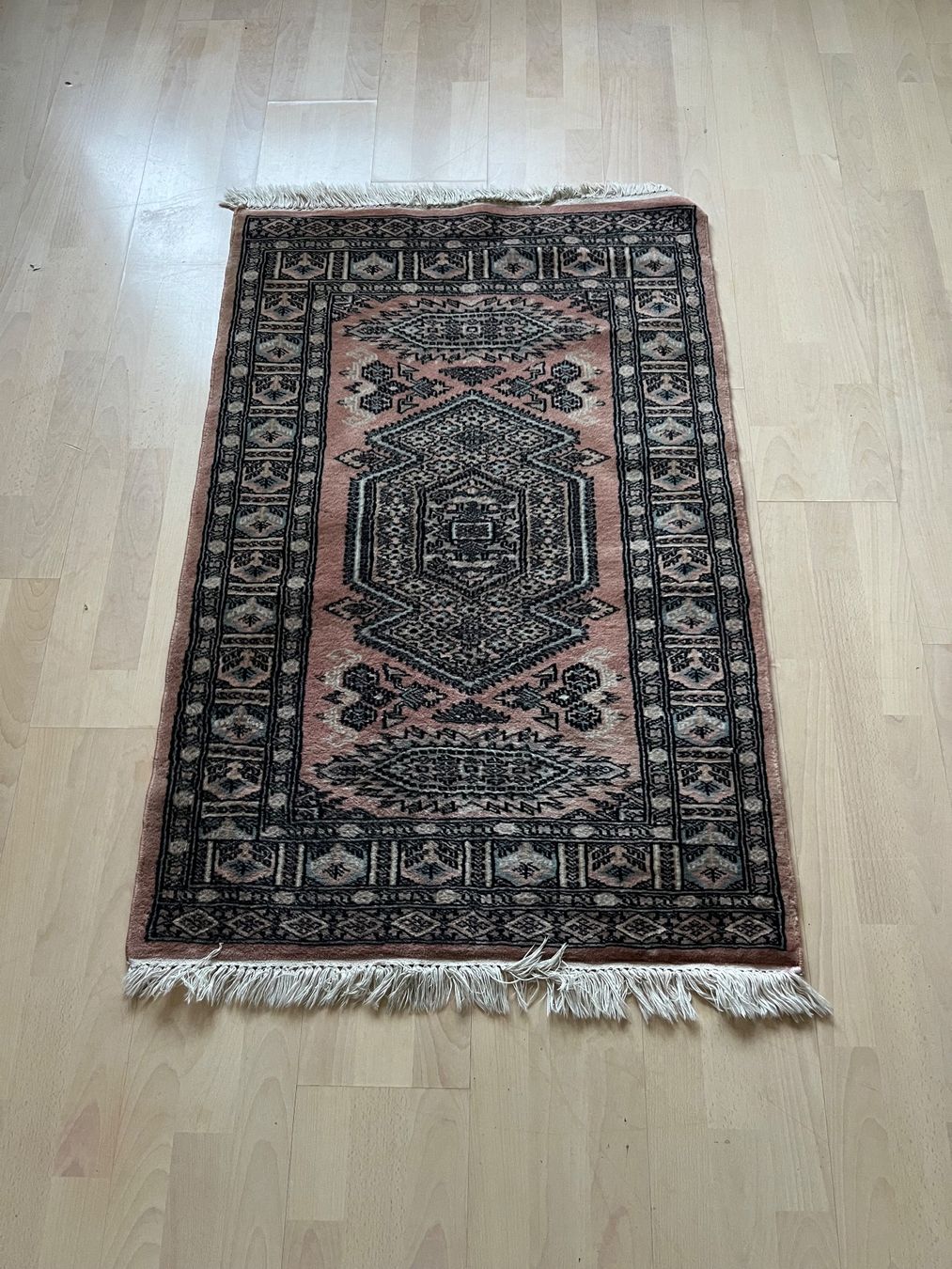 Teppiche: Perser Teppich – Gebraucht aus Zürich von eliaslionel