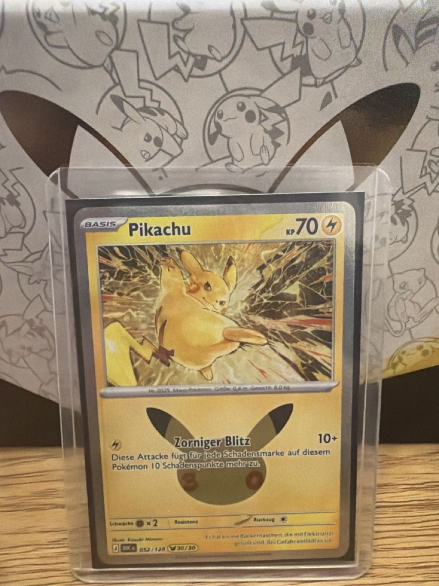 Pokémon Carte collezionabili: Pokémon Pikachu 052/128 - 30th DE  – Nuovo (secondo la descrizione) da Bülach venduto da ran_kqm8