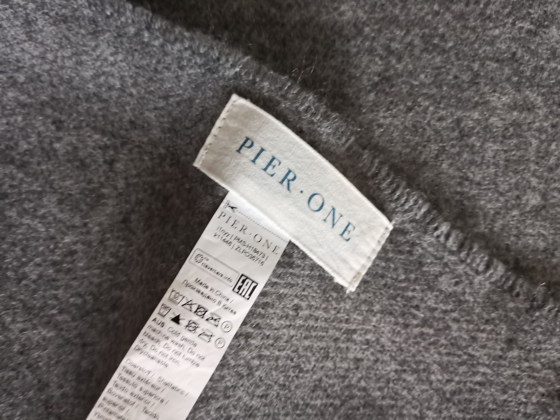 Foulards, Tücher & Schals: Grande écharpe “Pier One” – Gebraucht aus Courtepin von mara_1808 3