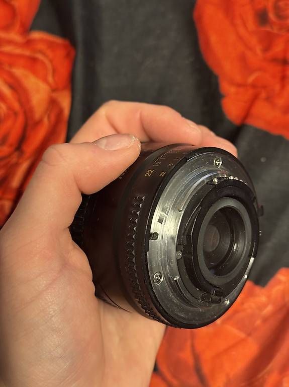 Obiettivi: AF NIKKOR 50mm 1:1.8D  – Usato da Busswil TG venduto da syl_85pl 3