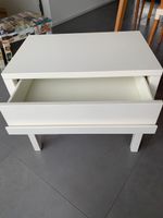 2 Tables de nuit blanche IKEA