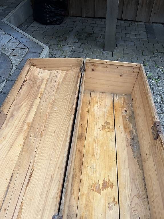 Cassapanche: Malle / coffre en bois – Usato da Ecublens FR venduto da rob0990 2