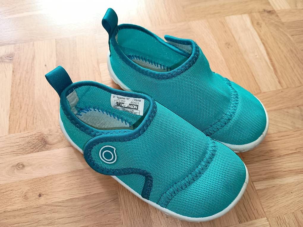 Scarpe da uomo: Badeschuhe Gr. 26/27 – Usato da Dallenwil venduto da jan_xr5x