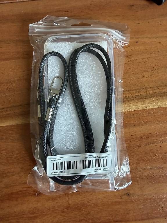 Cover & Protezioni schermo: Verkaufe handhülle iphone 16 pro – Nuovo e nell'imballaggio originale da Zürich venduto da vic_km9q 3