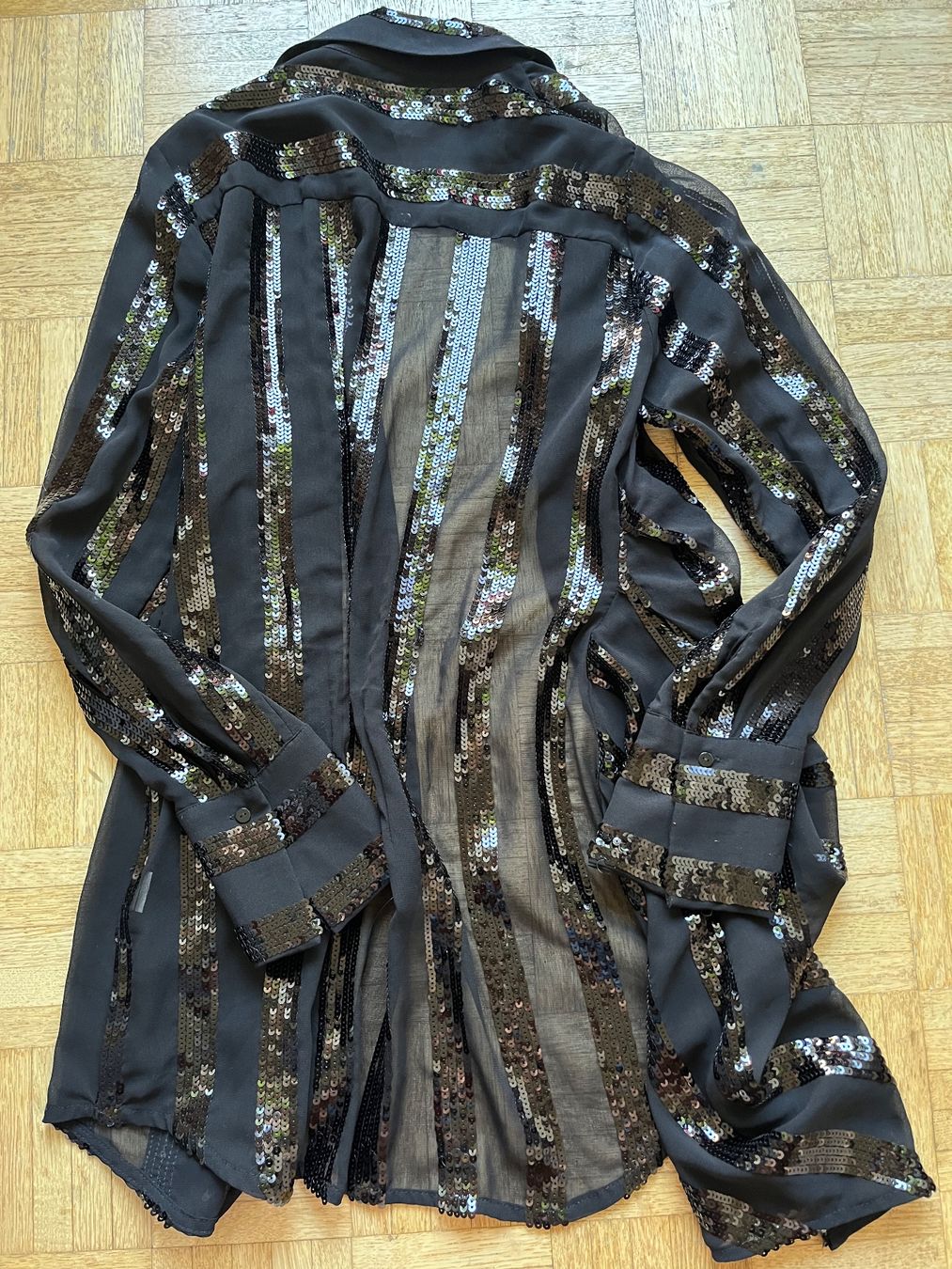 Zara Camicette: New shirt/Blouse Zara – Nuovo (secondo la descrizione) da Chêne-Bougeries venduto da Seetooyoo 7