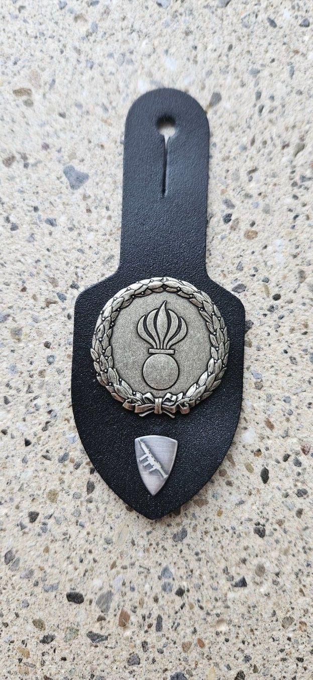 Schweizer Armee Placchette & Badge: *** Brustanhänger Grenadier  *** – Usato da Riedholz venduto da fr_sIruP