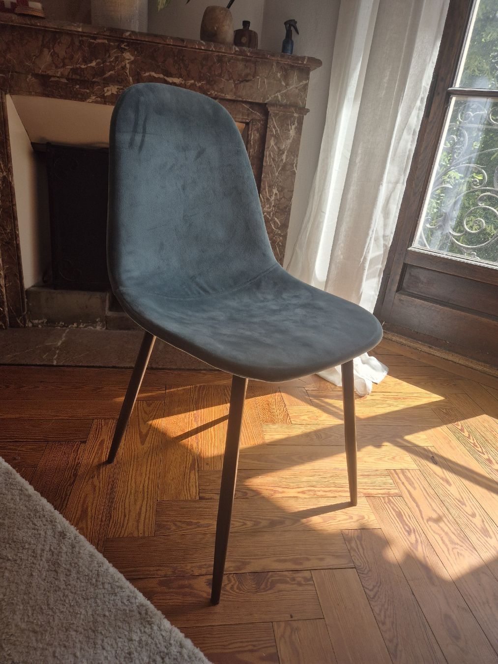 Sedie: Chaise en velours bleu – Usato da Genève venduto da cor_g6pf 1