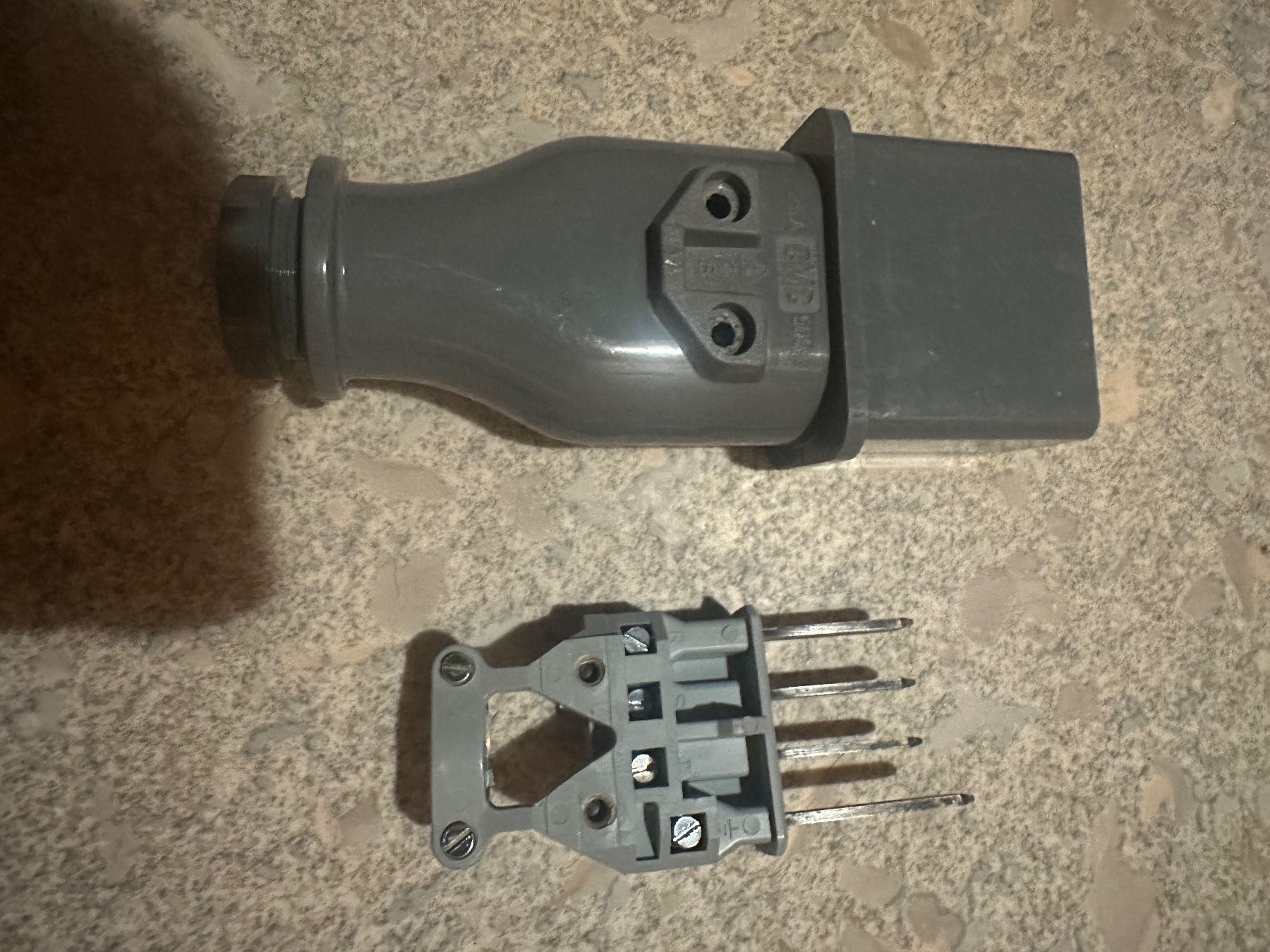 Spine: J 25/4 Polig Stecker CMC – Usato da Huttwil venduto da Bolpa 6