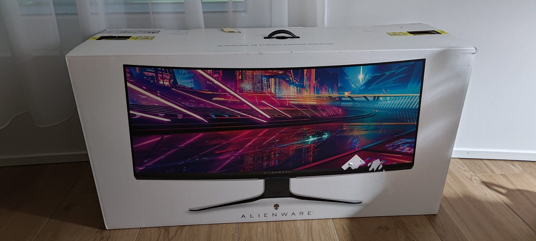 Alienware Monitore: Alienware AW3821DW 38 Zoll – Gebraucht aus Bern von