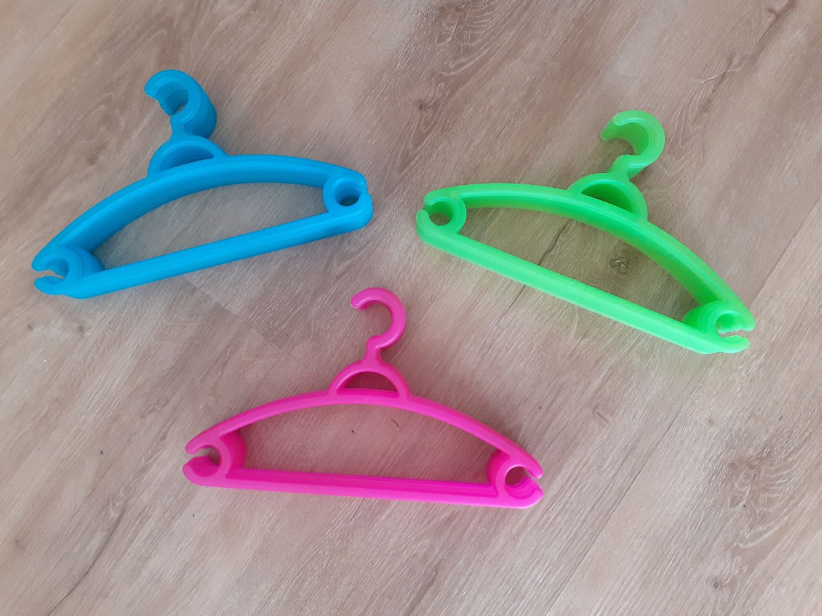 Appendiabiti: Kinderkleiderbügel – Usato da Chur venduto da Knuffer
