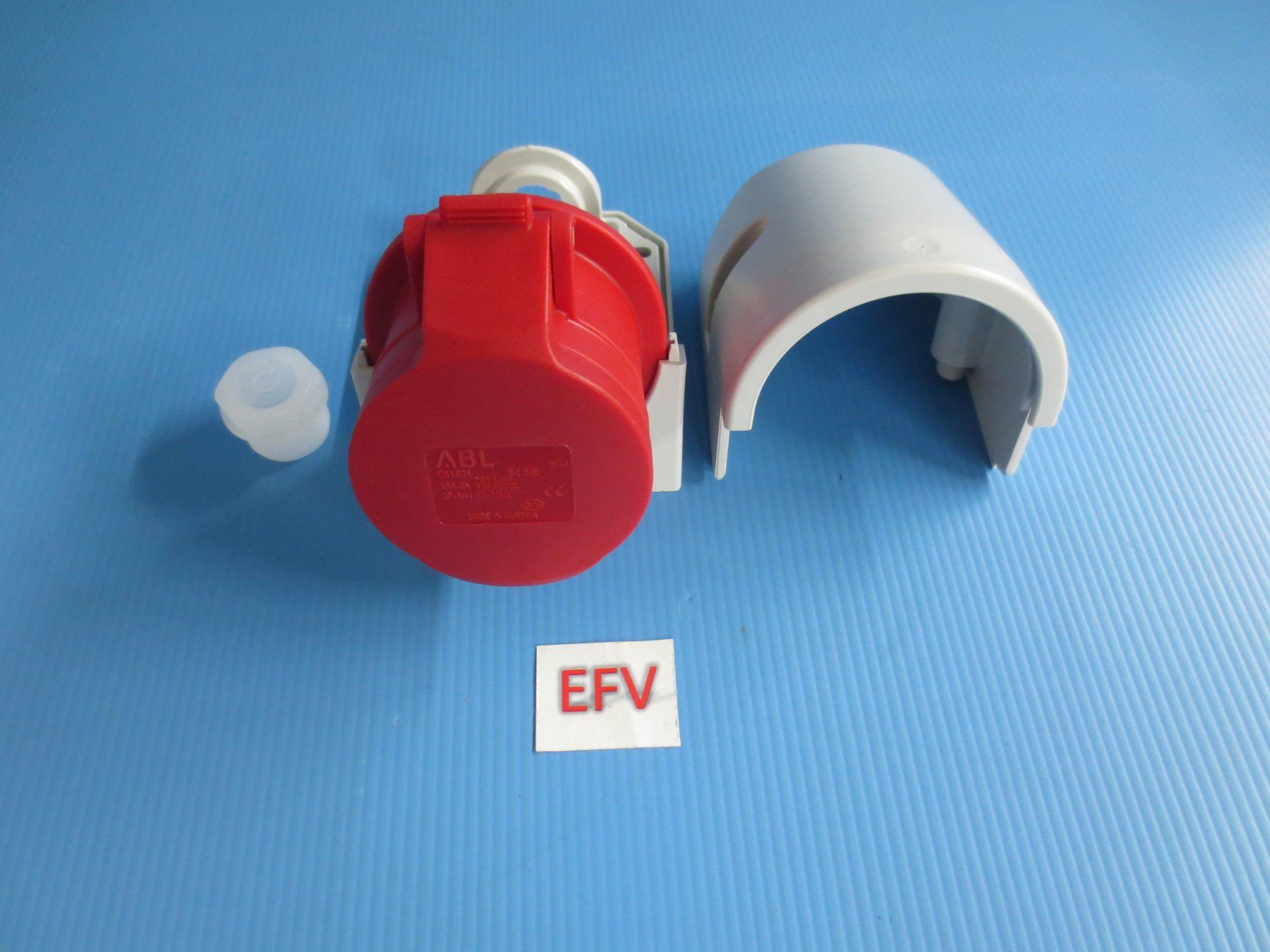 Spine: CEE Steckdose 16A 5 polig 3x400V IP44 – Nuovo (secondo la descrizione) da Sulz LU venduto da Elektrofachverkauf 6