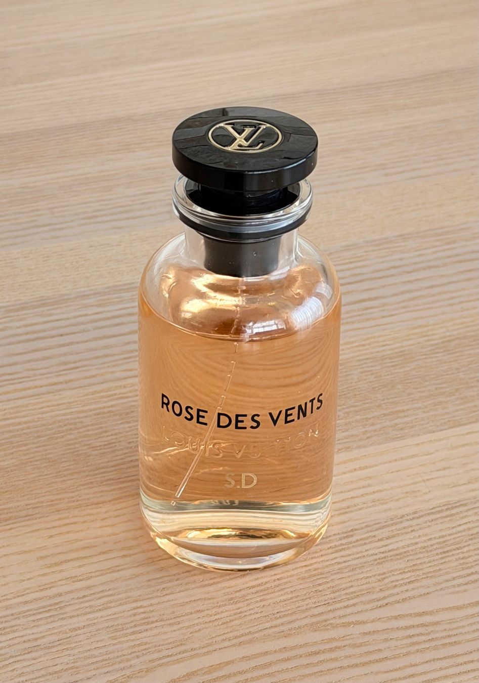 Louis Vuitton Profumi & Eau de Toilette: Louis Vuitton Rose des Vents – Usato da Reinach AG venduto da gab_8s7m 4