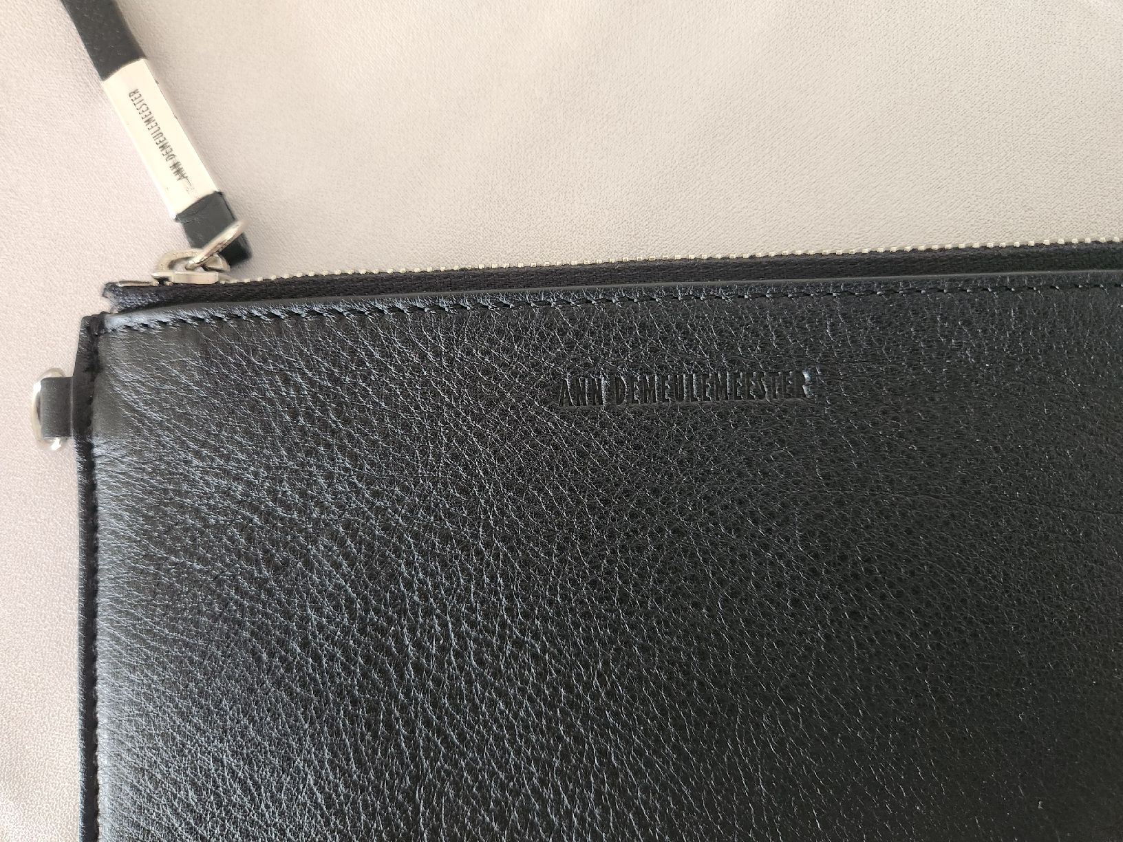 Borse: Ann Demeulemeester pochette cuir neuve – Nuovo (secondo la descrizione) da Lausanne venduto da man_rw9q 2