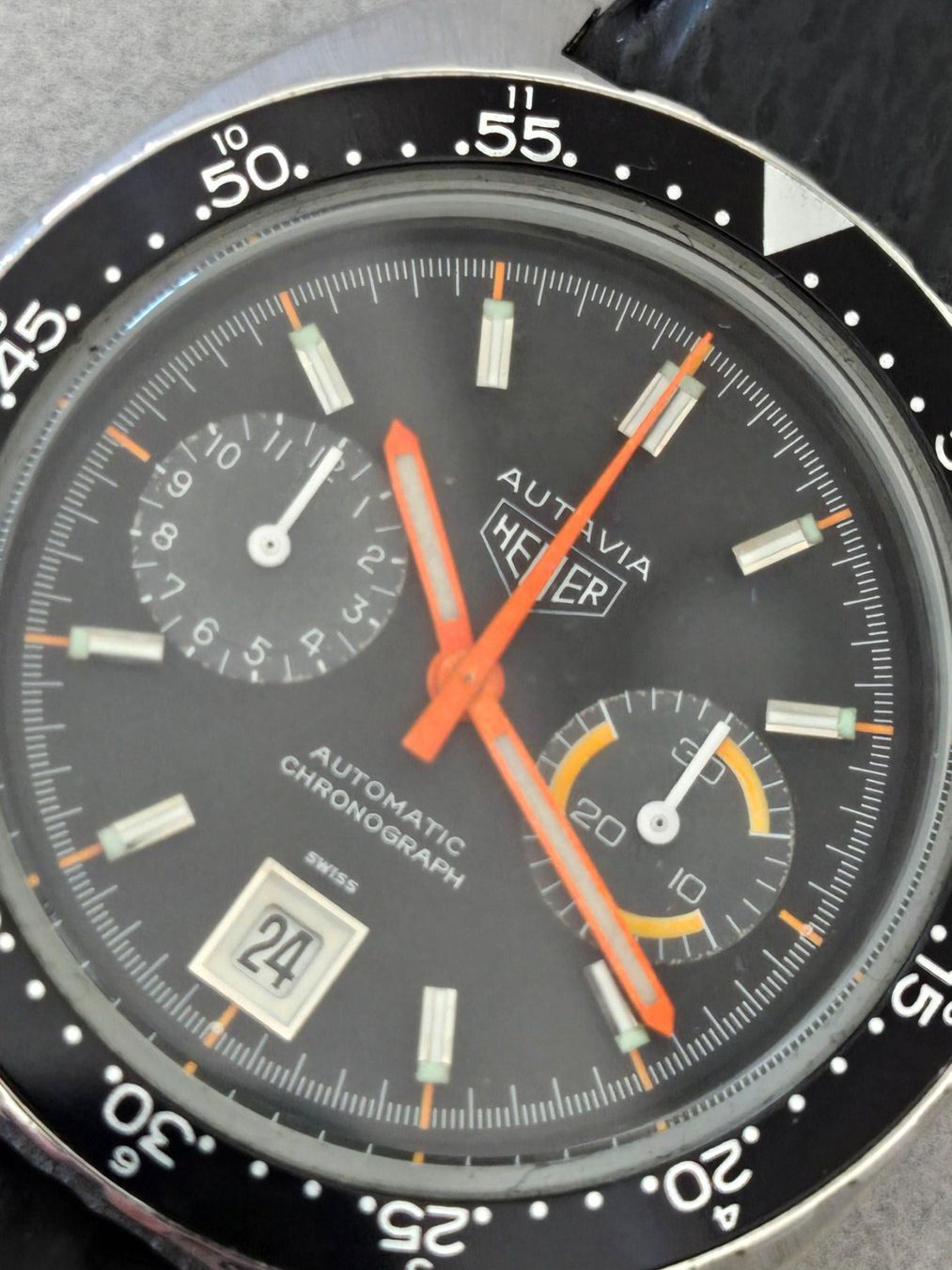Tag Heuer Orologi: Heuer Autavia "Orange Boy* – Usato da Chabrey venduto da Horology 5