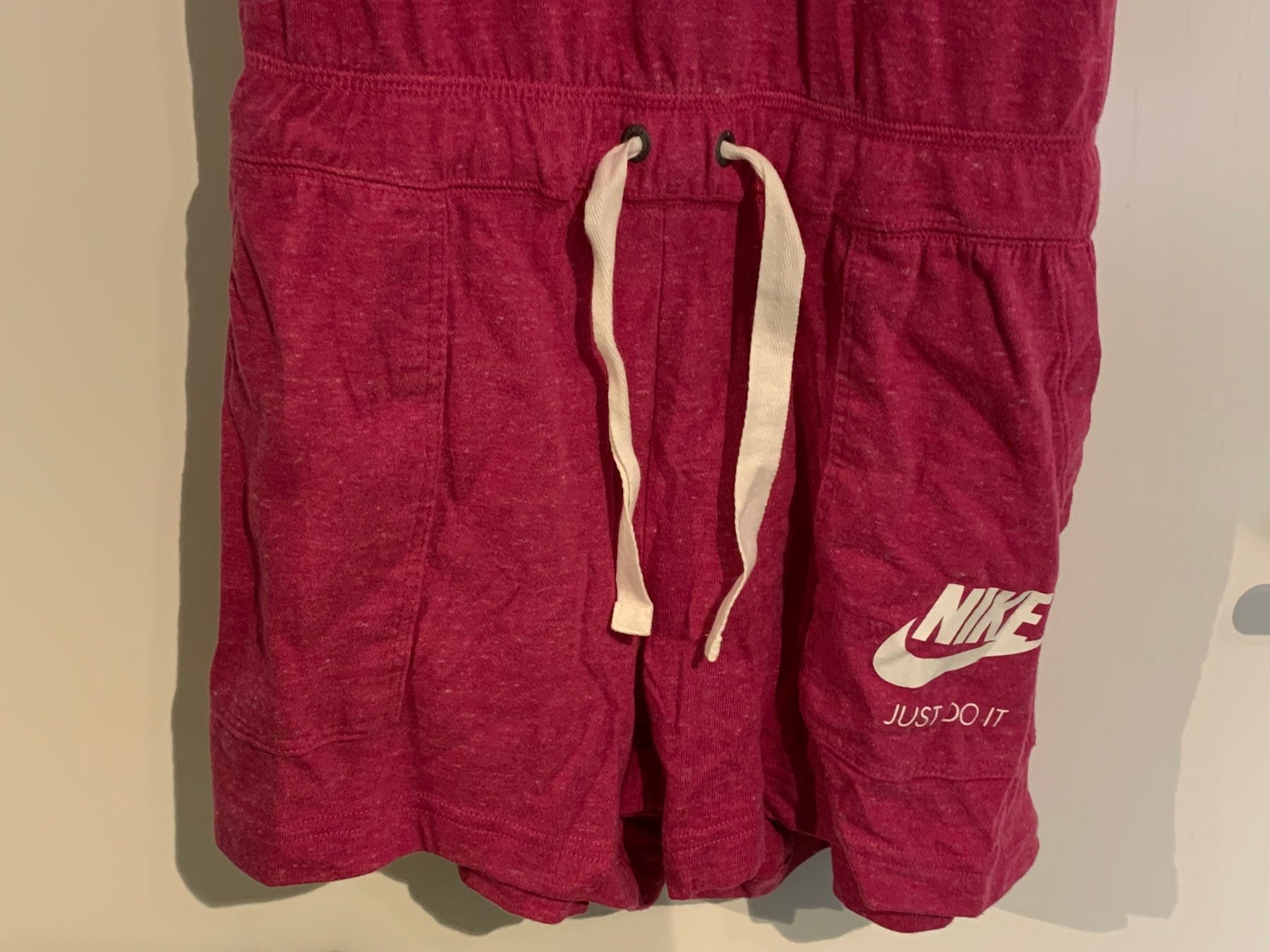 Nike Tute: NIKE JUMPSUIT GRÖSSE S – Usato da Zufikon venduto da SULMI02 6