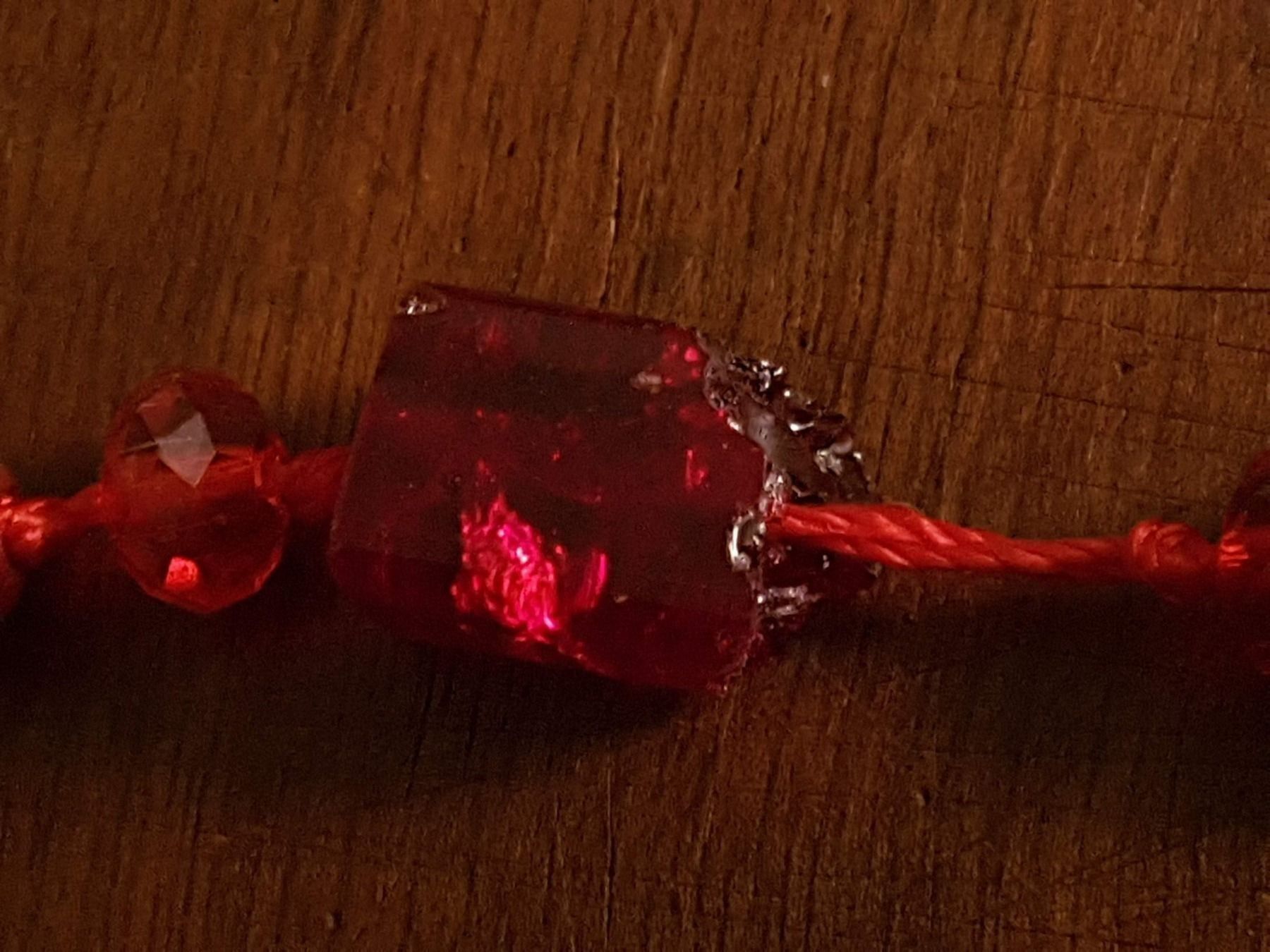 Catenine: Kette rot, versch. Beads, leicht def. – Usato da Ettingen venduto da Maranathatalitha 7