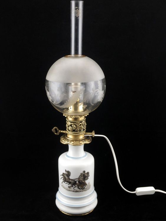 Ancienne Lampe à Pétrole En Porcelaine - Motif Oiseaux - Décor Vintage