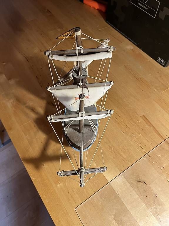 Kit di modellismo & Modellini statici: Modell-Segelschiff Holz – Usato da Affeltrangen venduto da mobo08 1