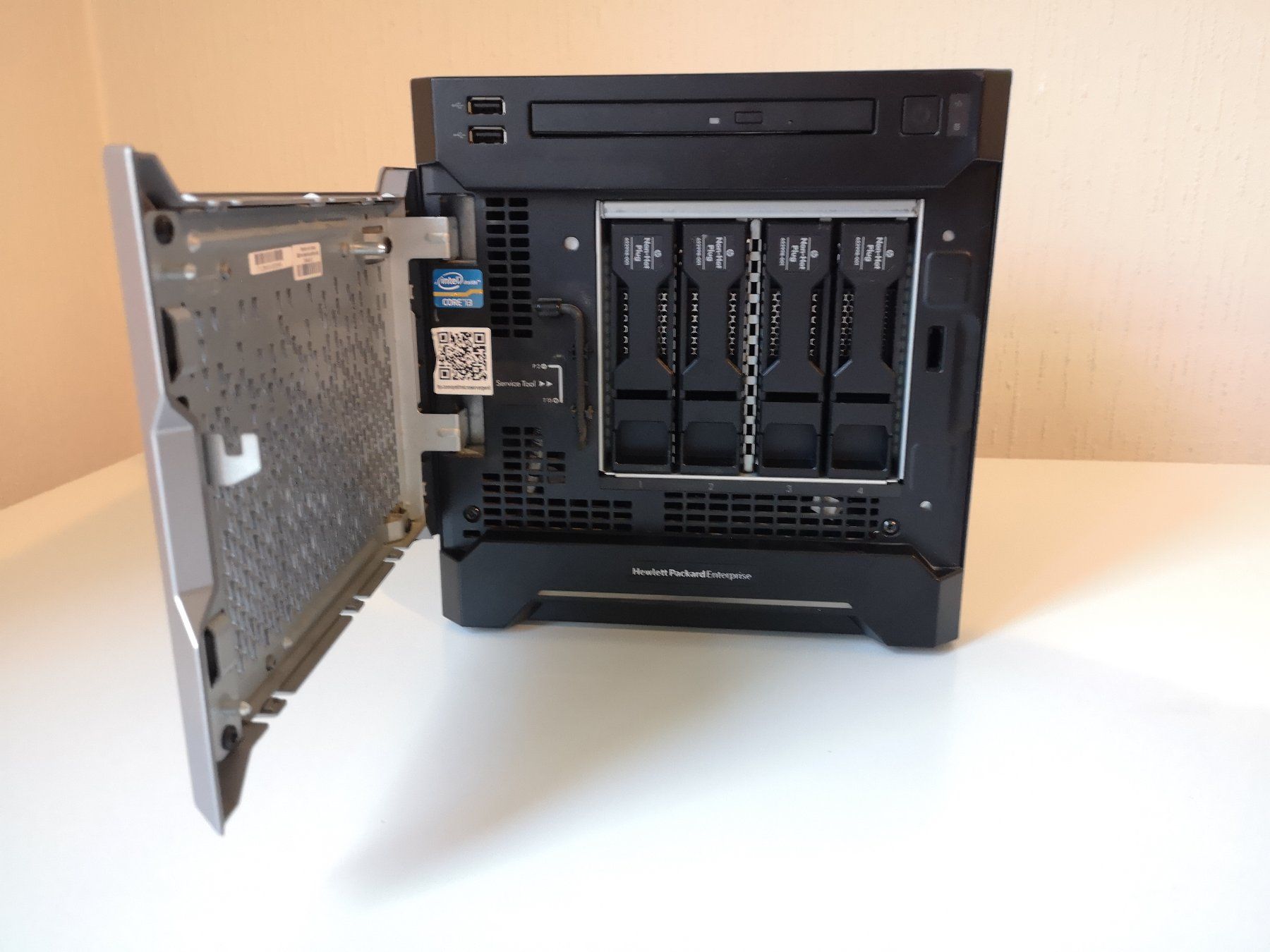 Hewlett Packard Server: HP ProLiant MicroServer Gen8 16GB – Gebraucht aus Lausanne von Conradind 2