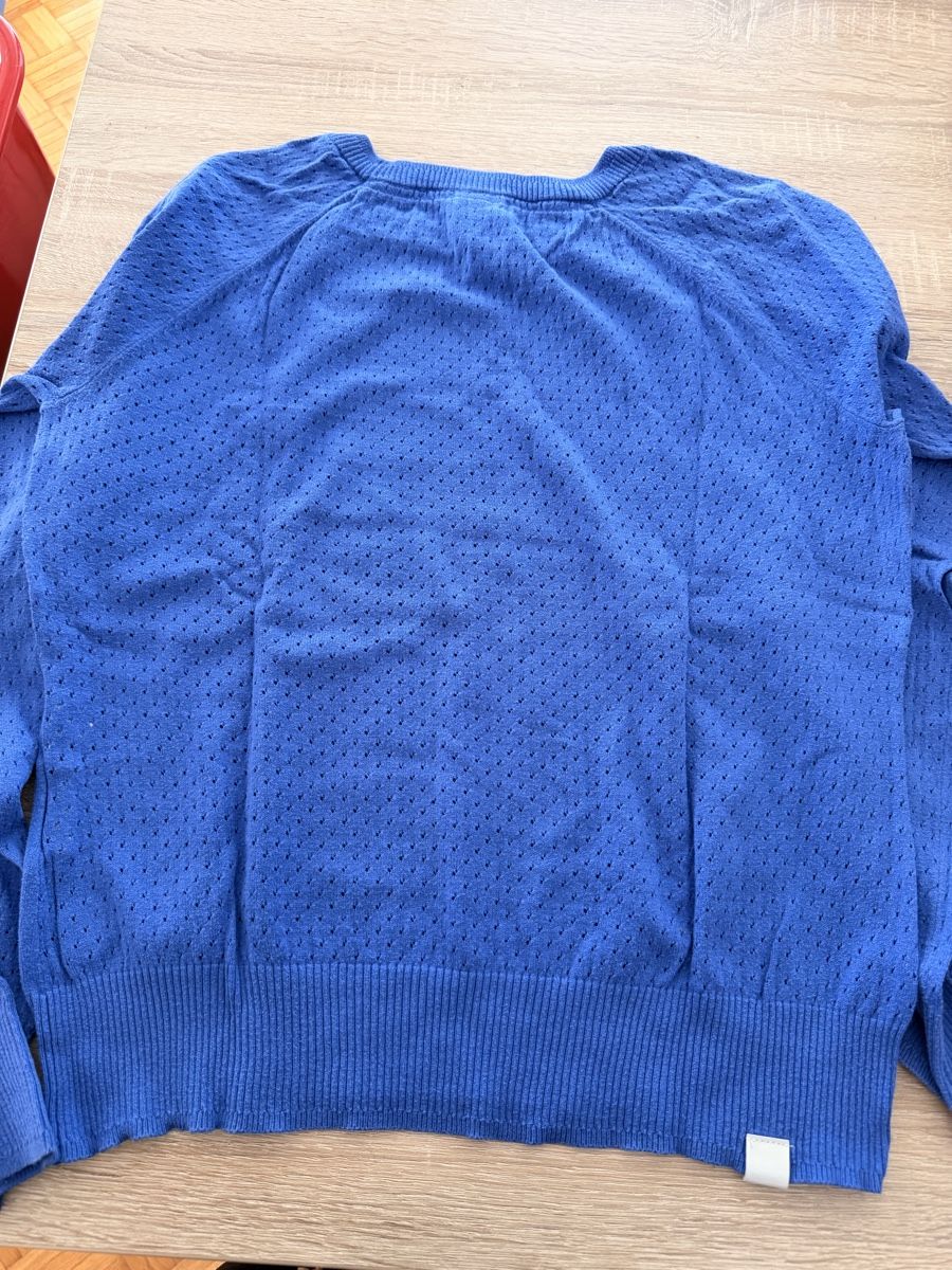 Bench Maglioni & Felpe: Bench. Pullover Blau, Grösse M! – Usato da Trimbach venduto da Schwaenchen 3
