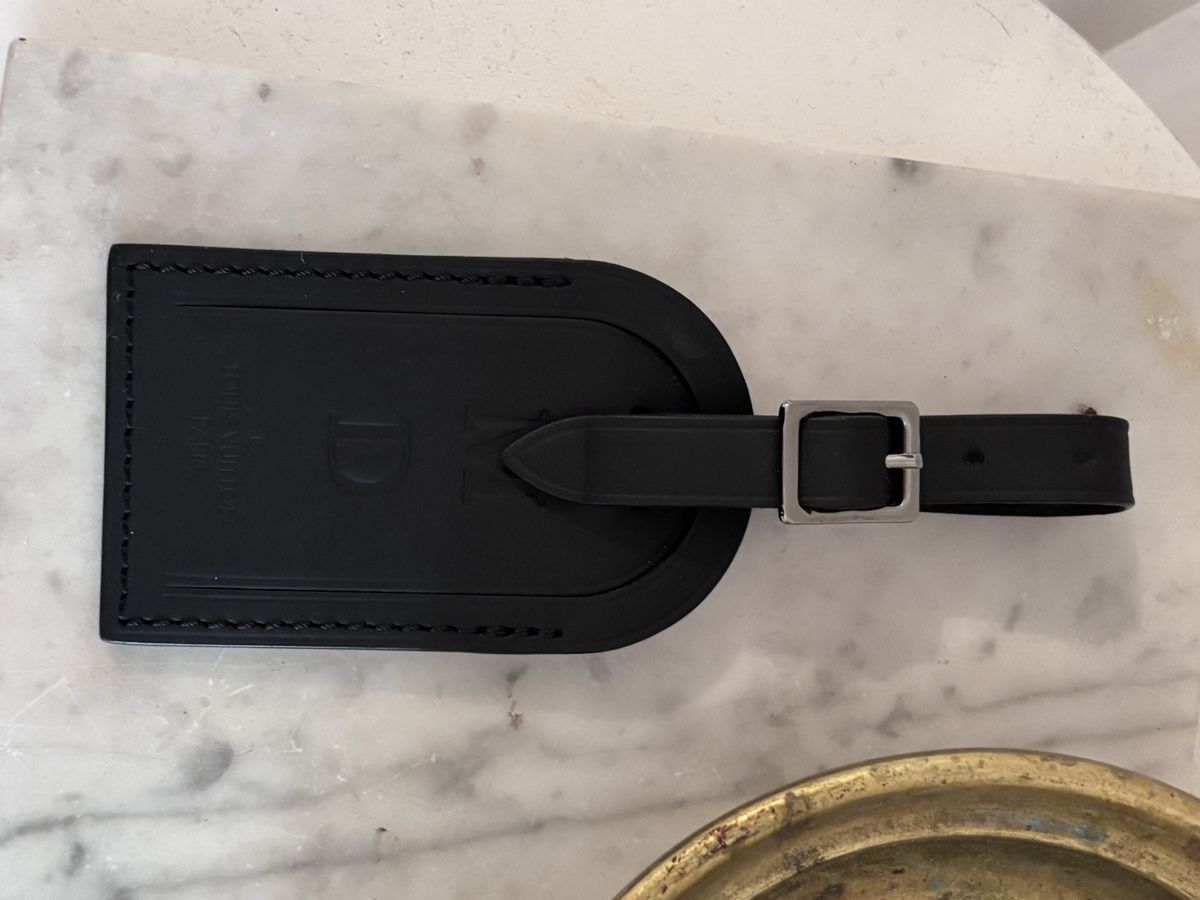 Louis Vuitton Borse: 100% Louis Vuitton Matt Black Leather Tag - Initials MD – Nuovo (secondo la descrizione) da St. Gallen venduto da Atelier.W.Maison 4