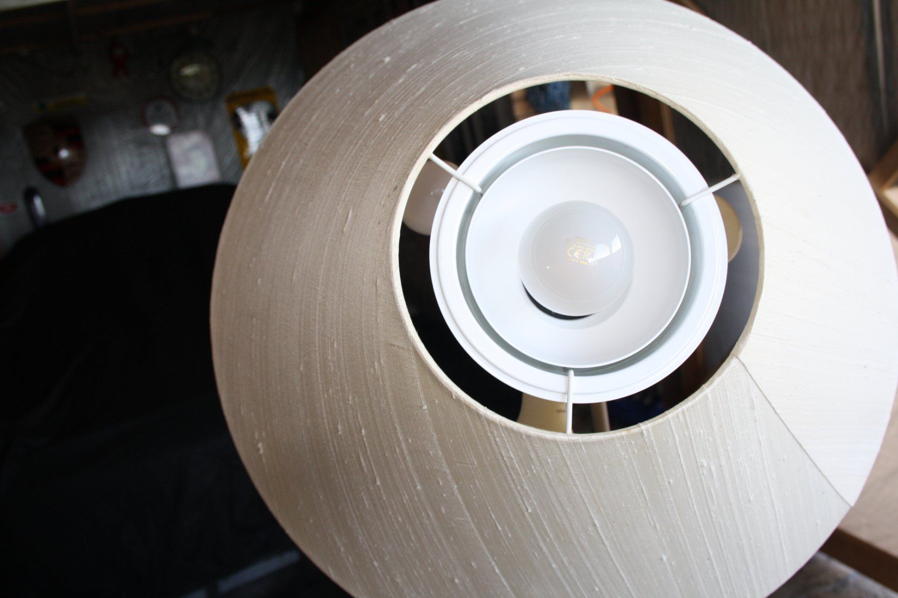Lampade: STEHLAMPE LAMPE STEHLEUCHTE – Usato da Wauwil venduto da Pneuedy 7