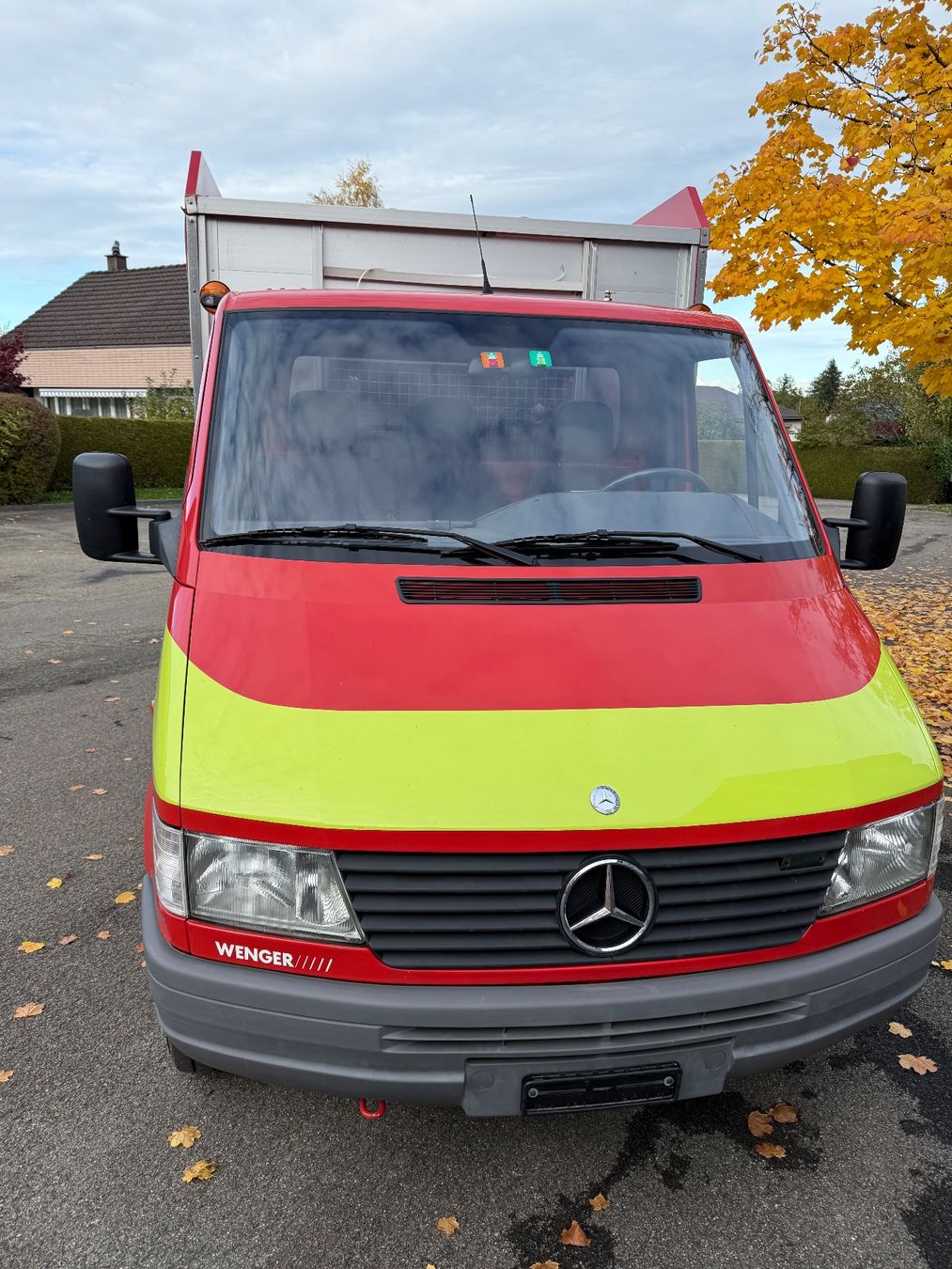 Mercedes-Benz Veicoli commerciali: Mercedes-Benz 310 D mit Hebebühne – Usato da Schönenberg ZH venduto da froggi1 3