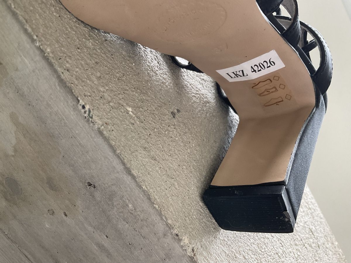 Damenschuhe: Sandales noires à talons PRIMODA,pointure 37 – Neu (gemäss Beschreibung) aus Villarepos von Sglobule 4