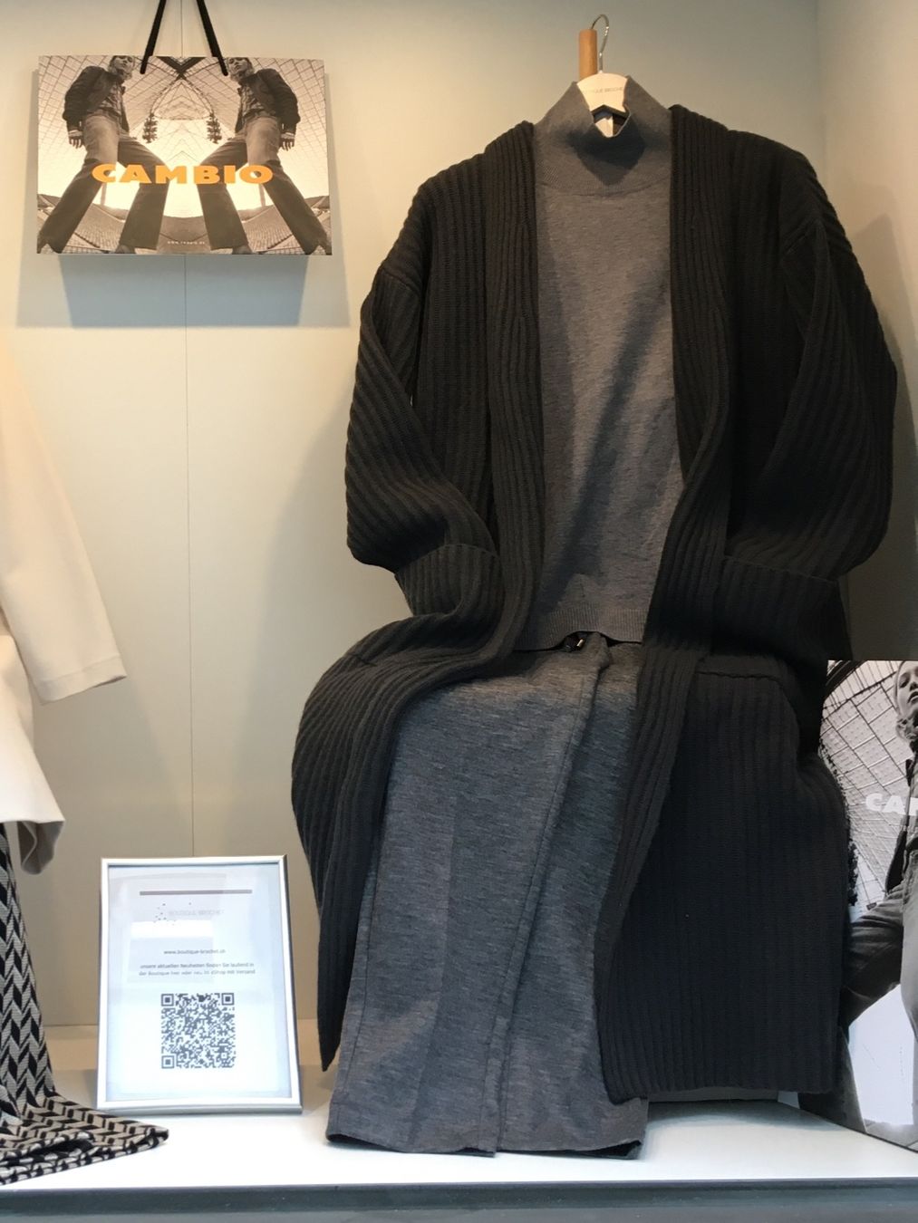 Max Mara Maglioni & Felpe: Max Mara Weekend Turtle Neck Pulli JUST Seide Mix grau Gr XL – Nuovo e nell'imballaggio originale da Zürich venduto da rar_b2y9 3