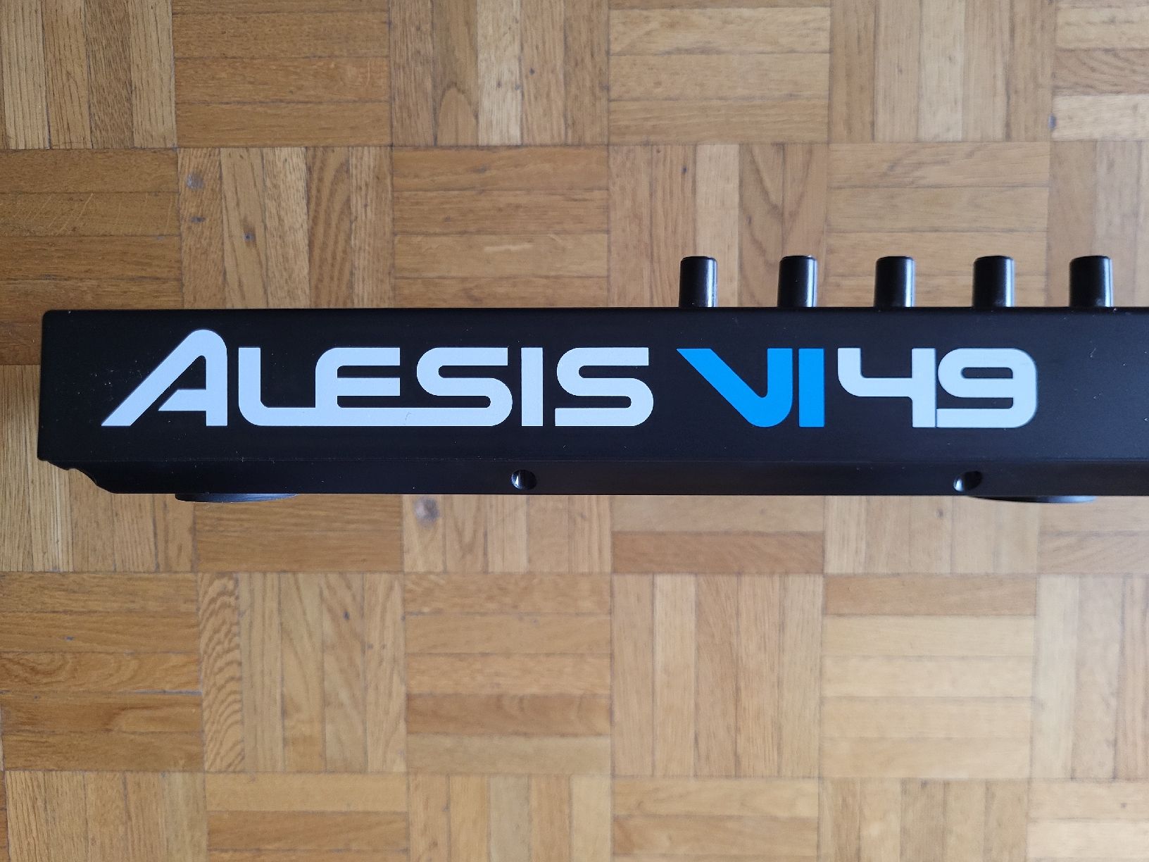 Alesis Strumenti musicali: Alesis V49 MIDI Keyboard – Usato da Bülach venduto da svjato 5
