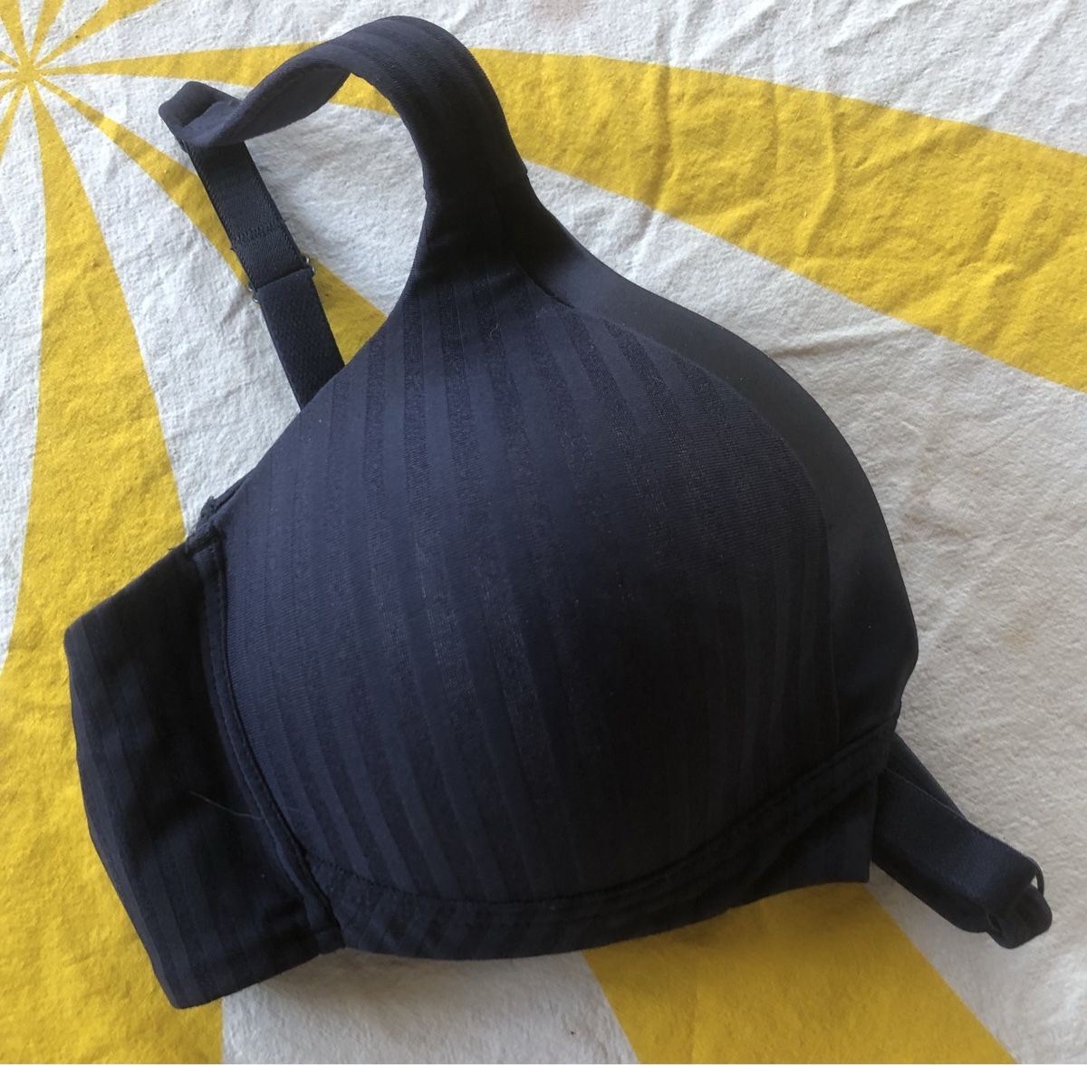 Altra biancheria intima: Soft-BH, marine, Gr.80B, von Blue Label – Nuovo (secondo la descrizione) da Mühlebach (Goms) venduto da chr_q6d8 1
