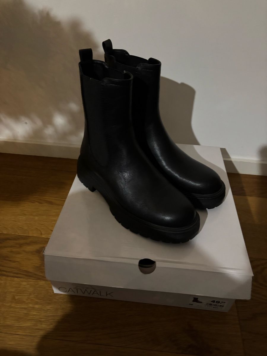 Damenschuhe: Stiefel 36 – Neu (gemäss Beschreibung) aus Buchrain von Ham2383