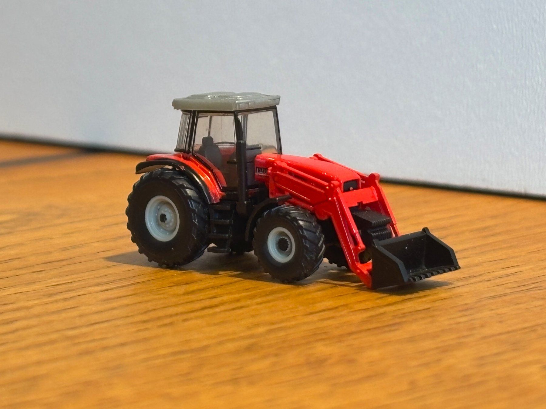 Modelleisenbahnen: M1480: Traktor mit Frontlader (Spur N) – Neu (gemäss Beschreibung) aus Birsfelden von Birs_25