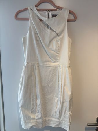 Lipsy London dress - Ivory, size 8 - Summer look!