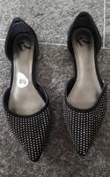 Ballerinas mit Strassteinen an den Spitzen, neu, 8.5