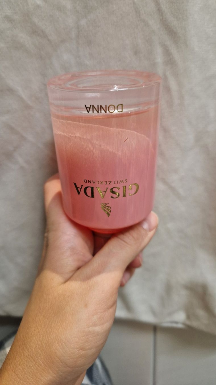 Gisada Profumi & Eau de Toilette: Gisada Donna Eau de Parfum 100ml fast voll – Nuovo (secondo la descrizione) da Buttikon SZ venduto da Joanna128 1
