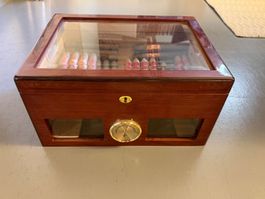 Humidor aus Holz mit Hygrometer, Top Zustand ohne Zigarren