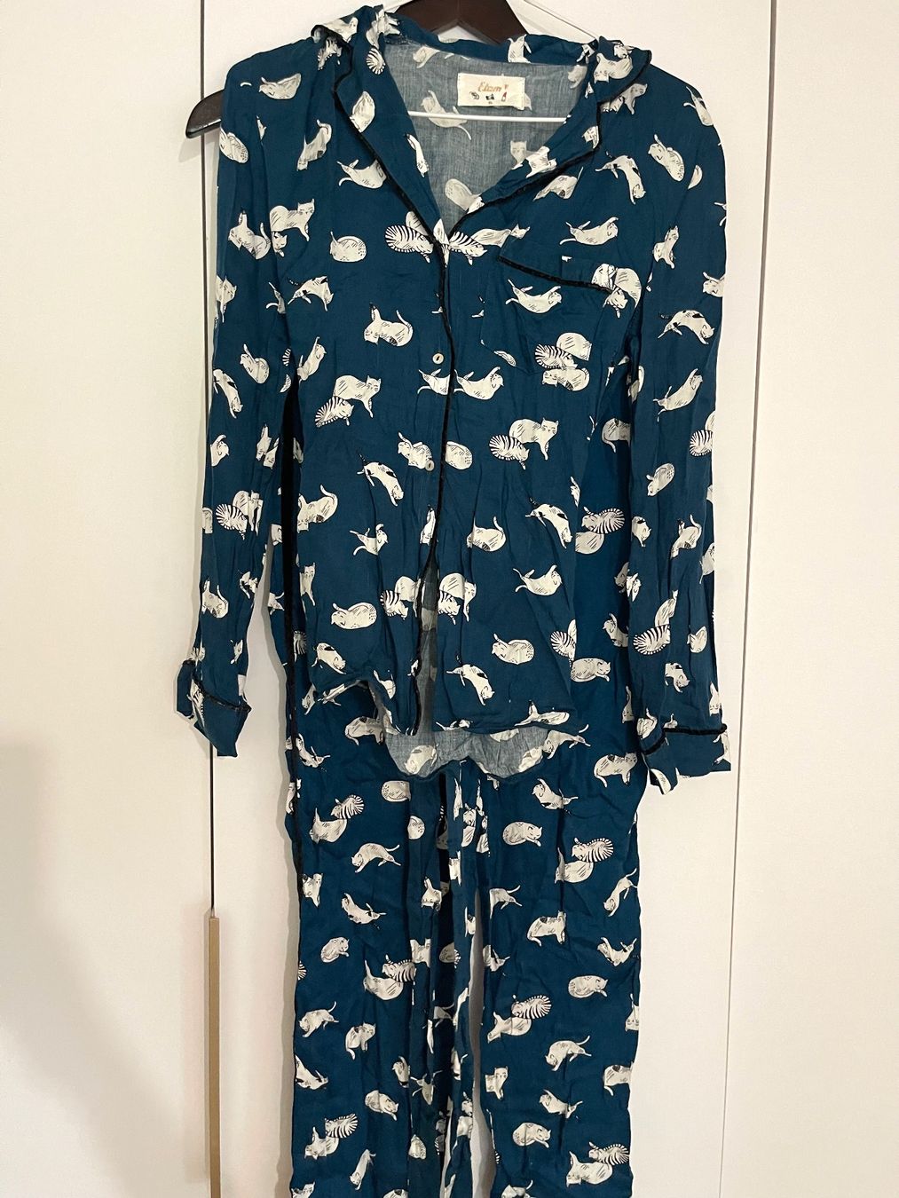 Etam Negligees & Pigiami: Pyjama Etam Chats en Coton – Usato da Genève venduto da Annilu