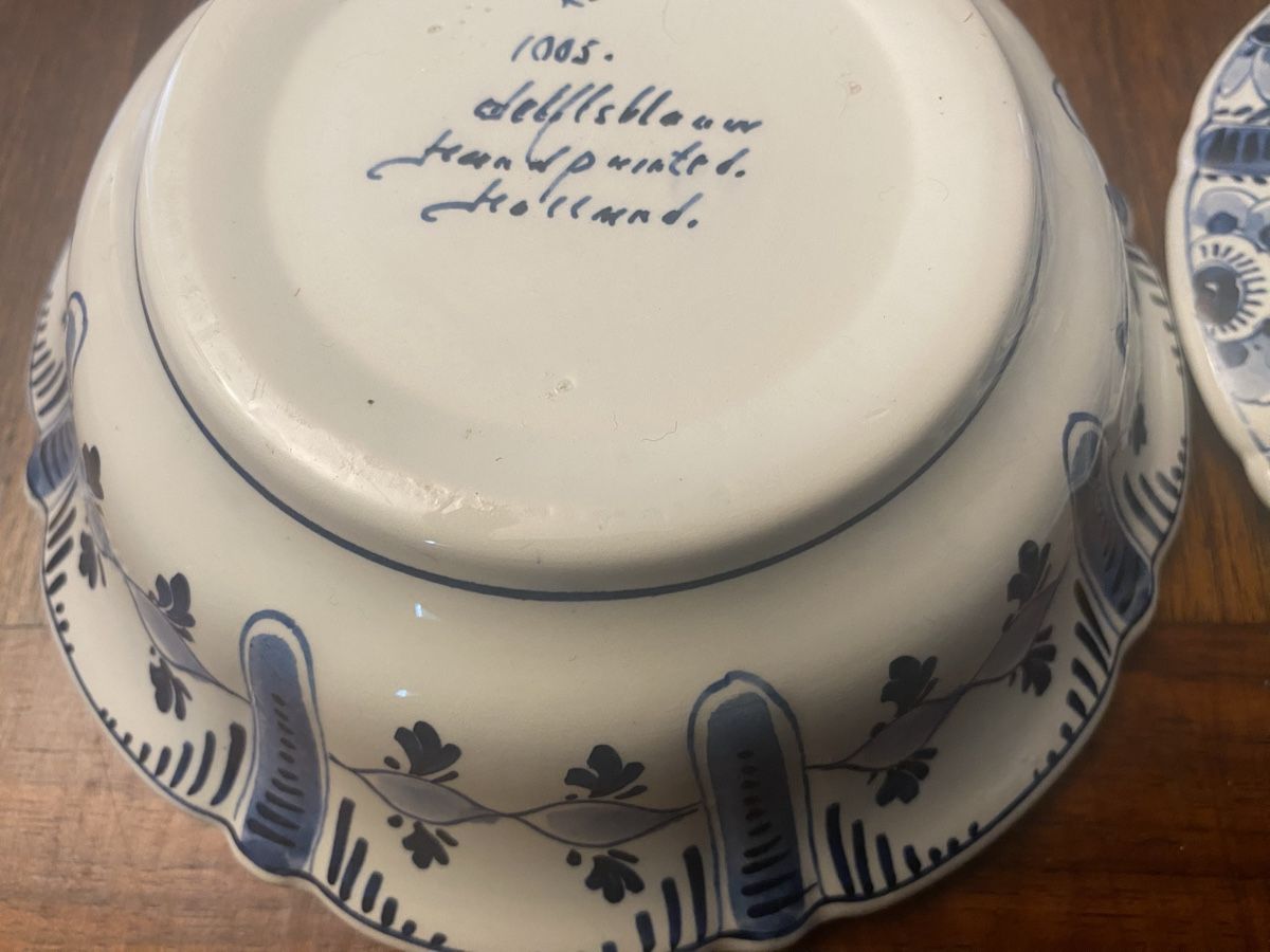 Ciotole: Delft Schale mit Deckel, handbemalt, Holland – Usato da Baden venduto da swiss-alps 1
