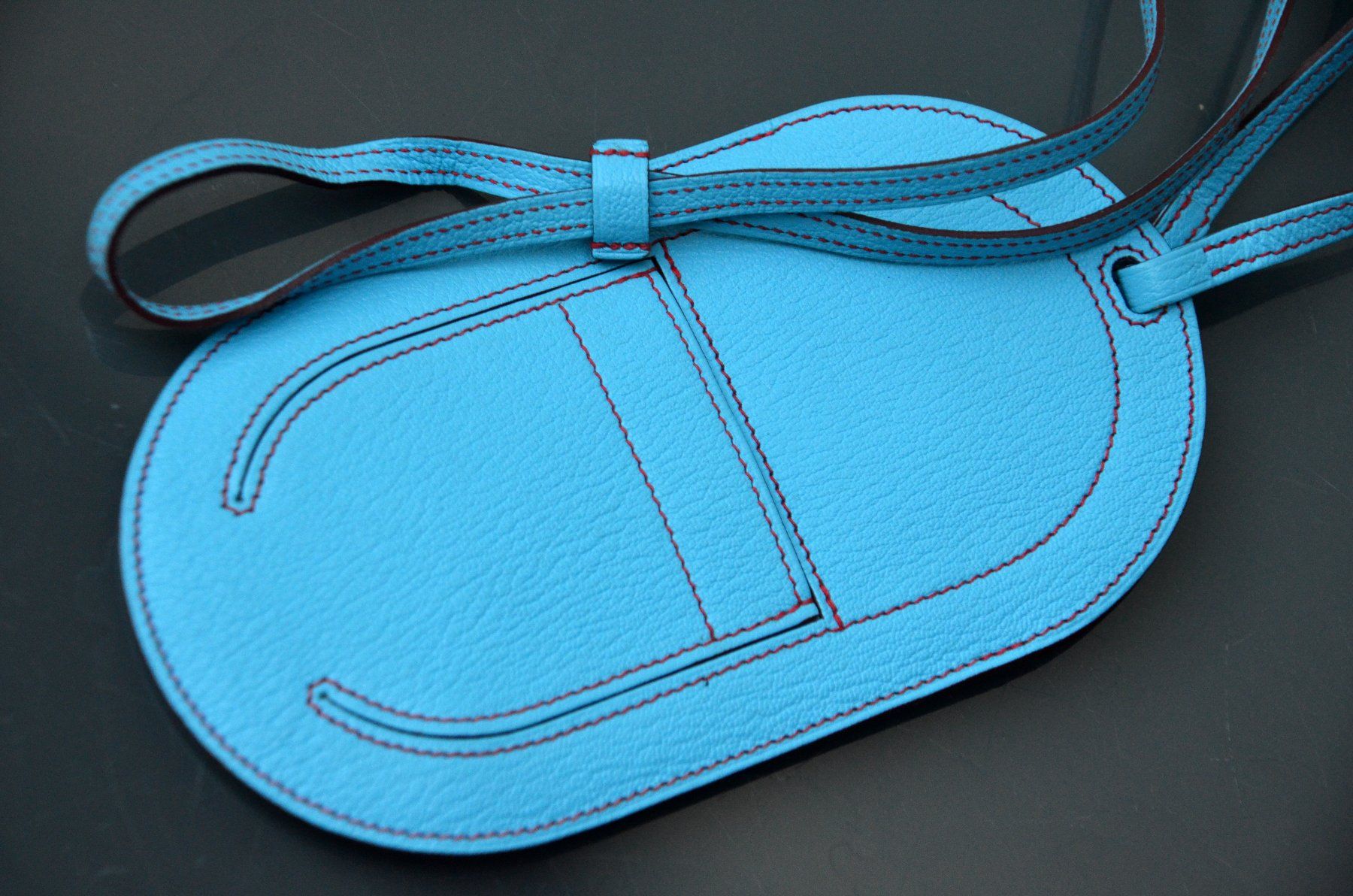 Hermès Borse: Hermès In-the-Loop Phone To Go phone case – Usato da Collonges venduto da Auganien 1