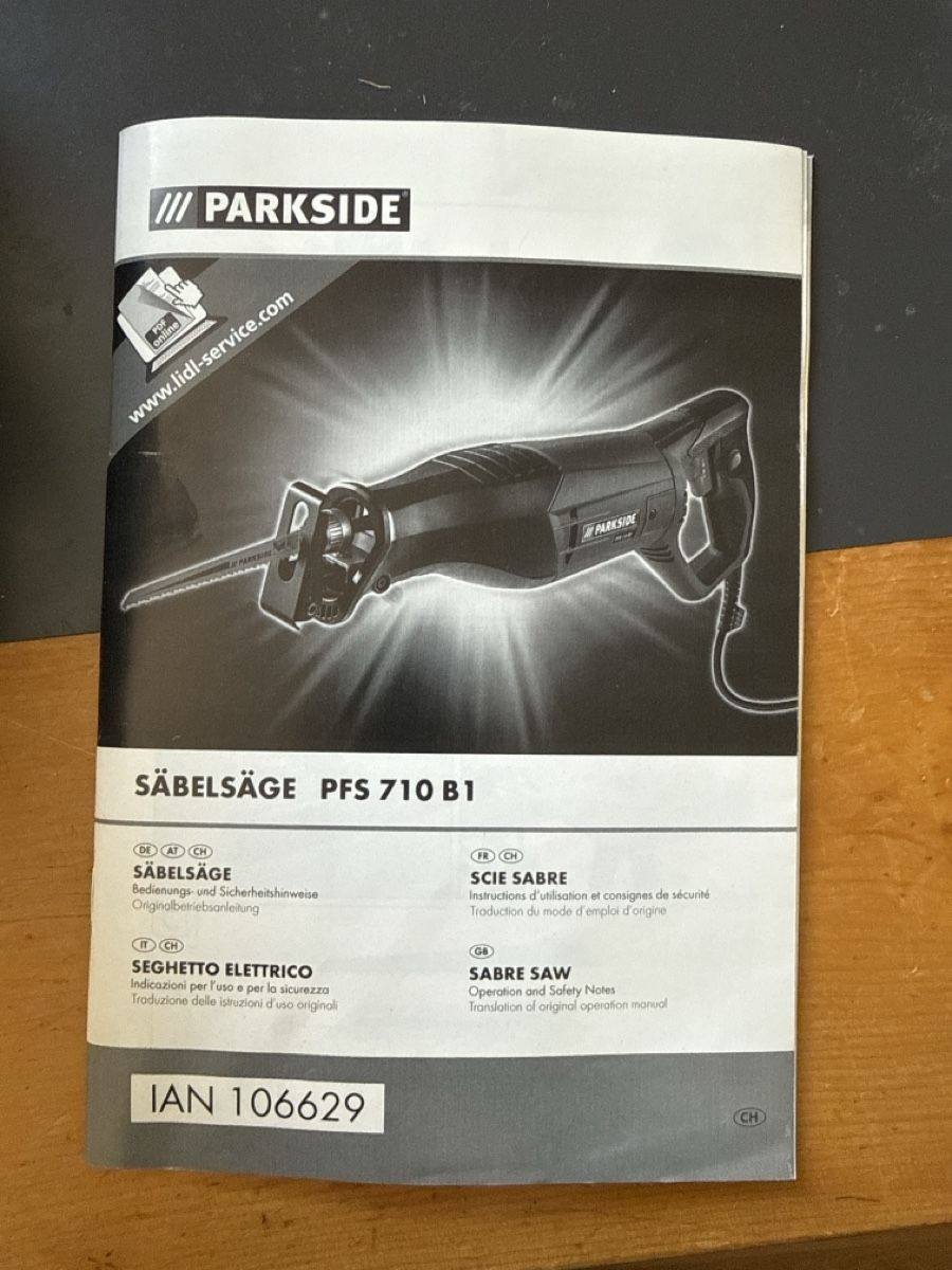 Parkside Scies: Parkside Säbelsäge PFS 710 B1 mit Koffer – D'occasion à Ebikon par Bjon23 2