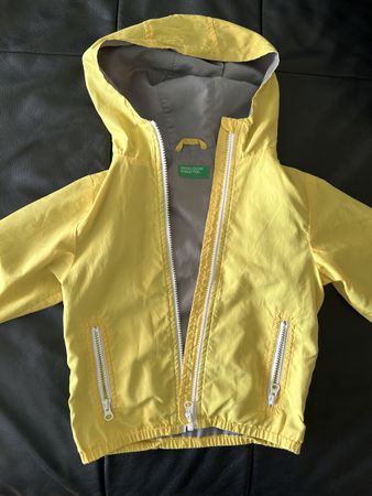 Veste légère Benetton / taille 100 (4 ans)
