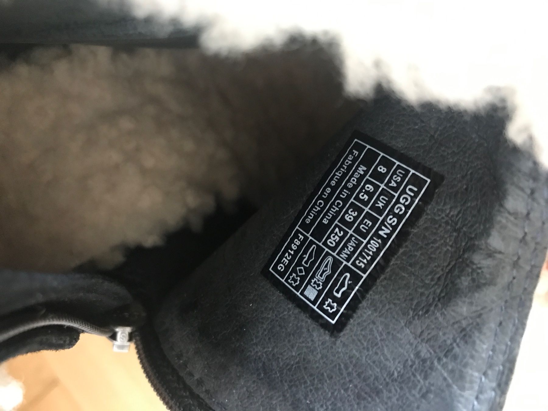 Ugg Scarpe da donna: Ugg Stiefelette – Usato da Basel venduto da FannySt 3