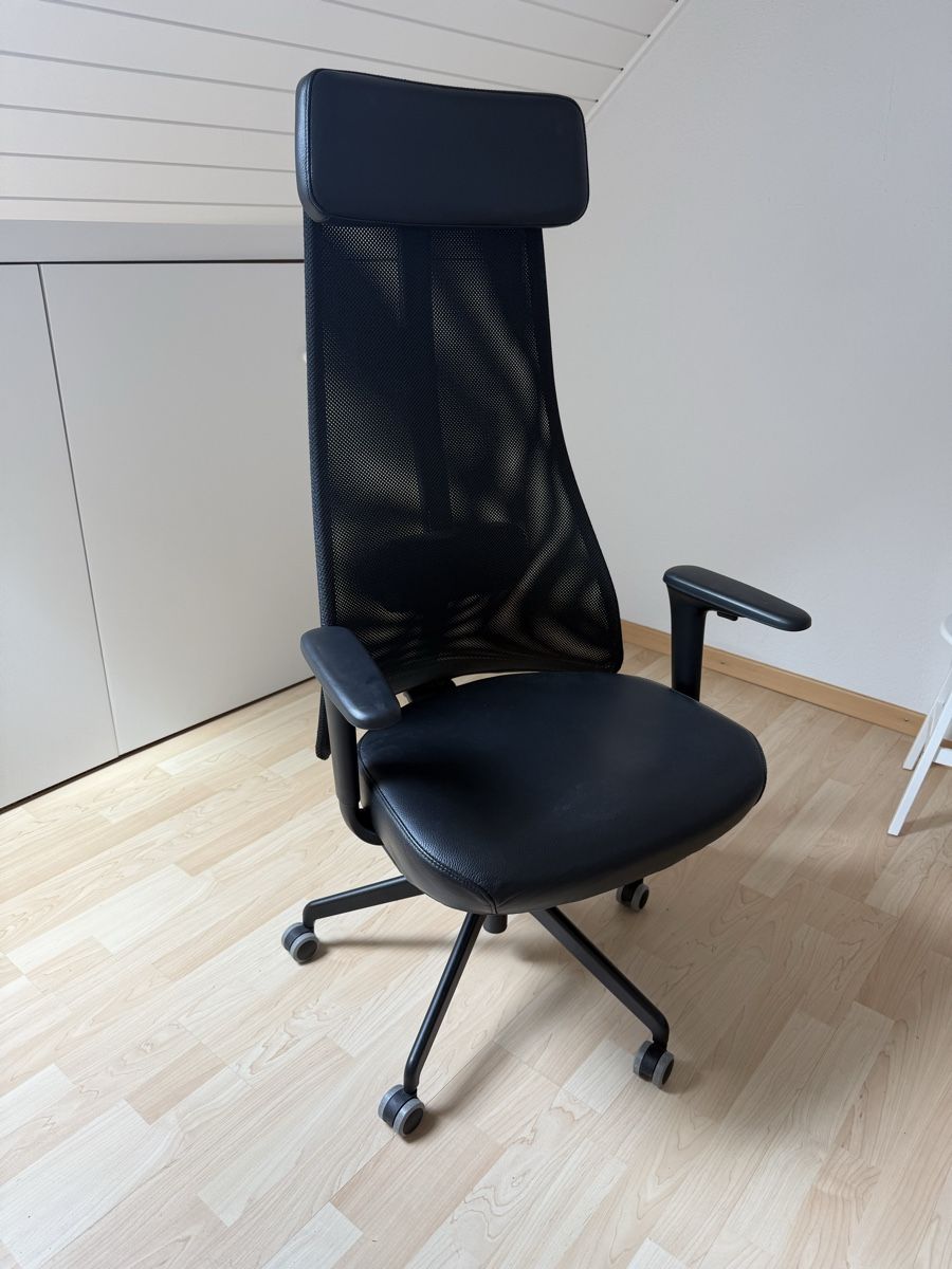 Stühle: Ergonomischer Stuhl – Neu (gemäss Beschreibung) aus Gossau ZH von rad_tr8p