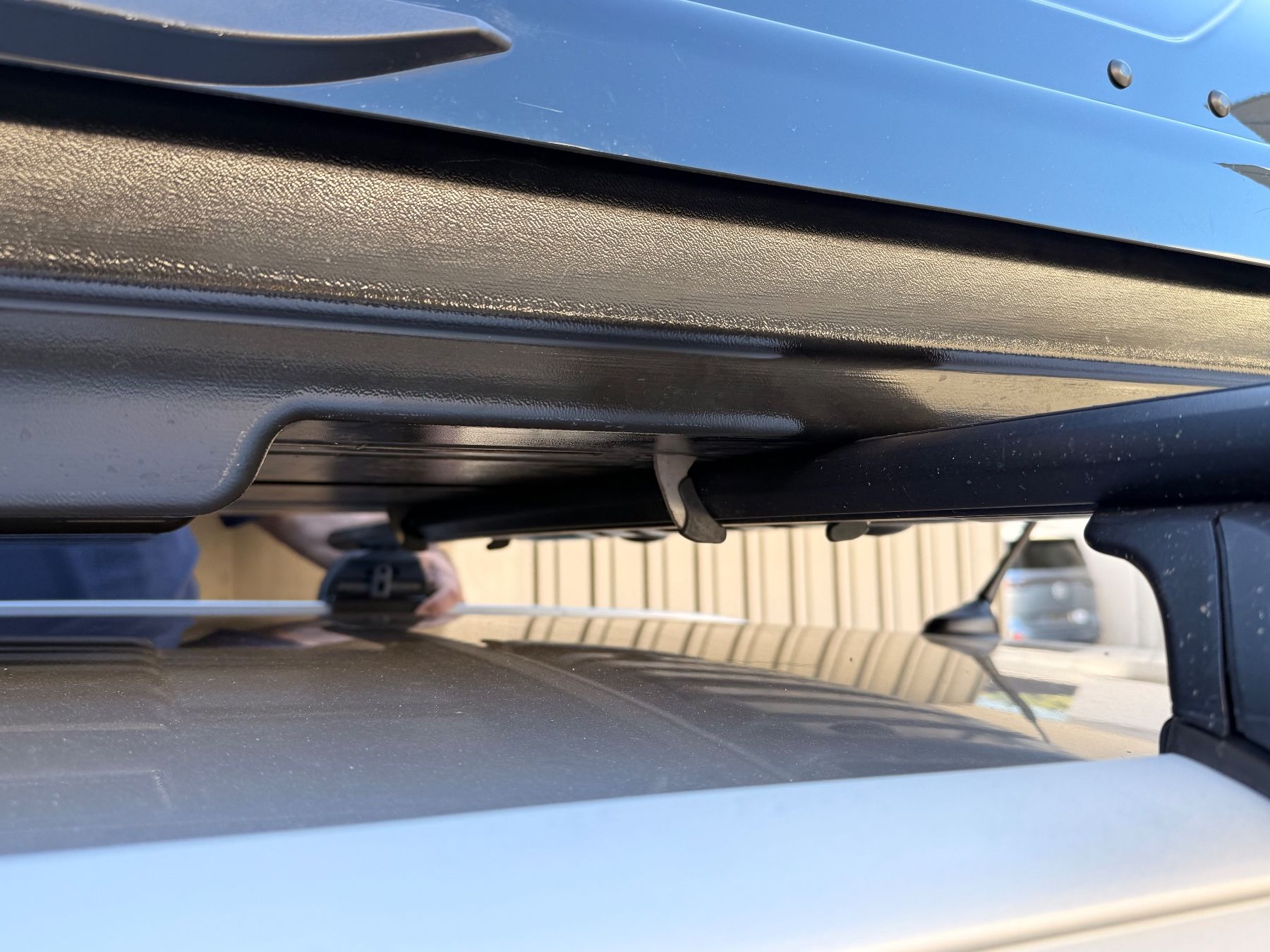 Thule Box da tetto: 1-Tag Dachbox Miete: Thule Motion 3 XL black glossy – Usato da Malters venduto da n.pac 4