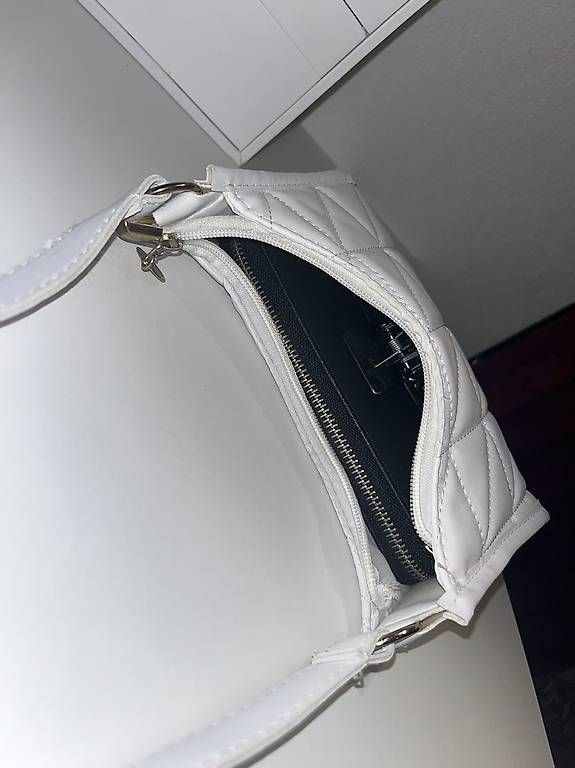 Taschen für Damen: weisse Handtasche – Gebraucht aus Obersaxen von TaCaSales 3